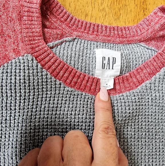 Gap Sweater for Men - Picture 3 of 7